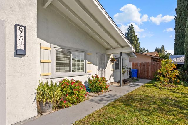 8751 Torrey Way, Elk Grove, CA 95624