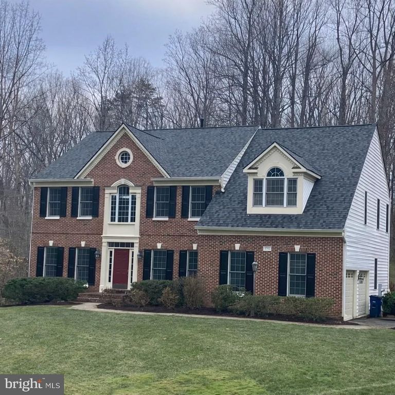 10582 CANTERBERRY RD, Fairfax Station, VA 22039