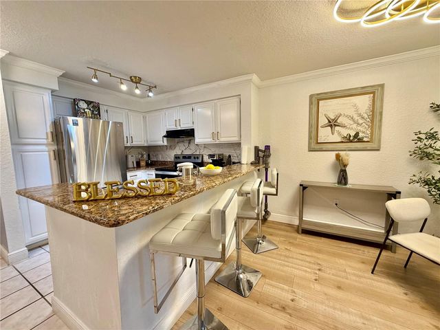 14049 FAIRWAY ISLAND DRIVE 124, Orlando, FL 32837