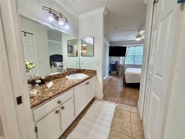 14049 FAIRWAY ISLAND DRIVE 124, Orlando, FL 32837