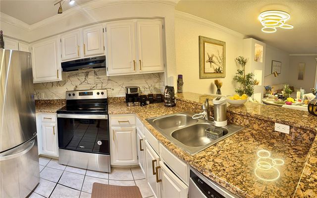 14049 FAIRWAY ISLAND DRIVE 124, Orlando, FL 32837