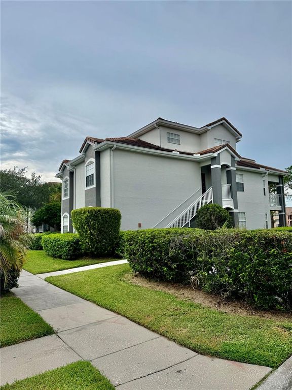 14049 FAIRWAY ISLAND DRIVE 124, Orlando, FL 32837