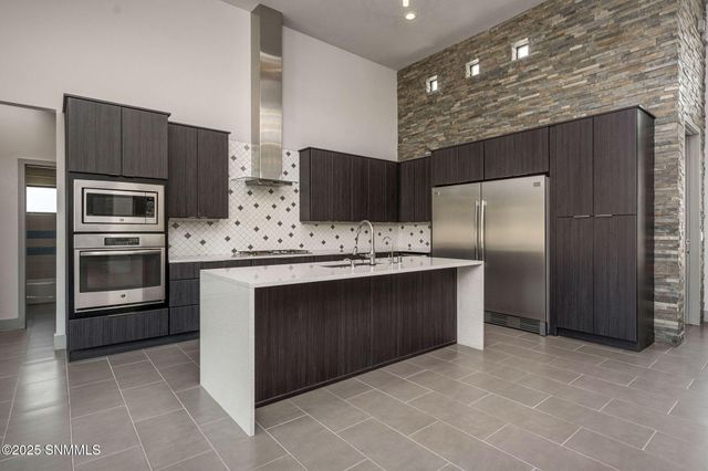 5555 Via Segura, Las Cruces, NM 88011