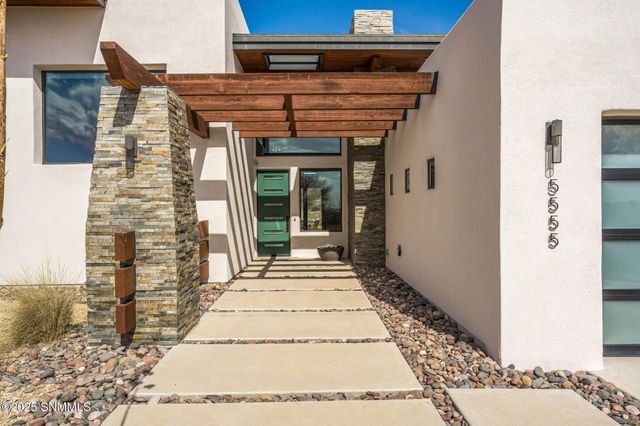 5555 Via Segura, Las Cruces, NM 88011