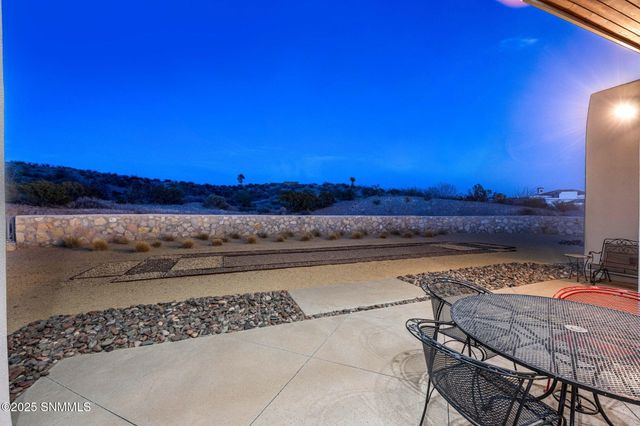 5555 Via Segura, Las Cruces, NM 88011