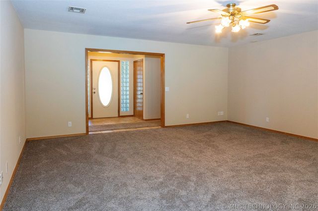 521 Rockwood Drive, Kiefer, OK 74041