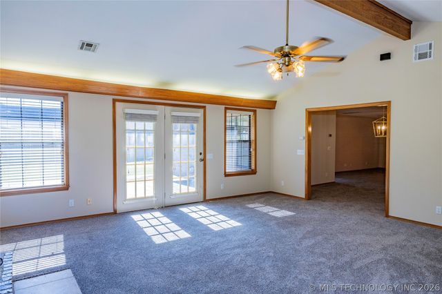 521 Rockwood Drive, Kiefer, OK 74041