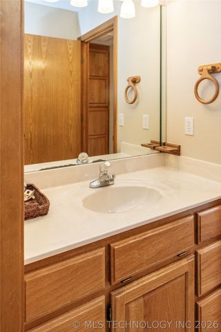 521 Rockwood Drive, Kiefer, OK 74041
