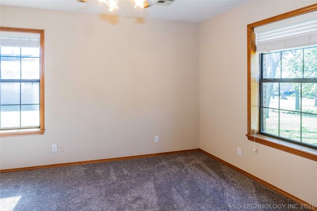 521 Rockwood Drive, Kiefer, OK 74041