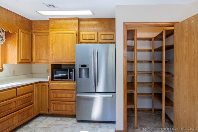 521 Rockwood Drive, Kiefer, OK 74041