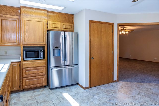 521 Rockwood Drive, Kiefer, OK 74041
