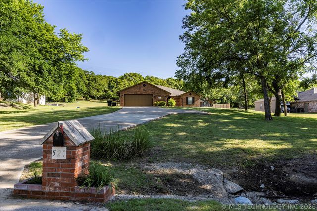 521 Rockwood Drive, Kiefer, OK 74041