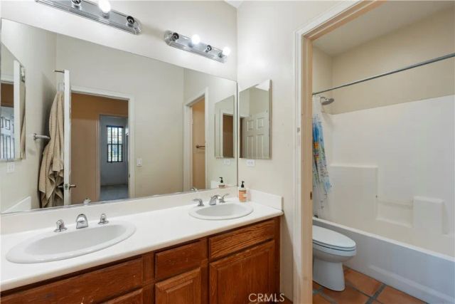505 Acacia Court, Redlands, CA 92373