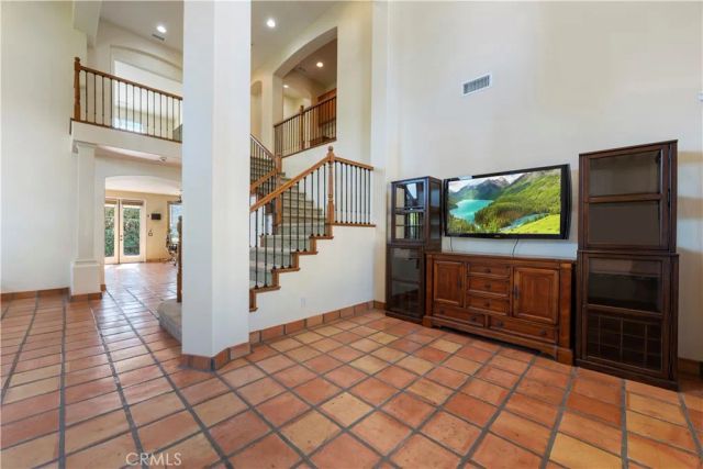 505 Acacia Court, Redlands, CA 92373