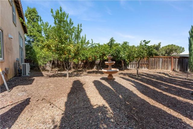 505 Acacia Court, Redlands, CA 92373