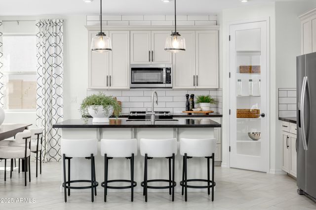 7448 W Cavalier Drive, Glendale, AZ 85303