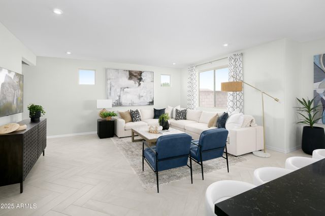 7448 W Cavalier Drive, Glendale, AZ 85303