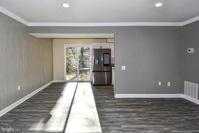 717 BRANDON CIR, Waldorf, MD 20602