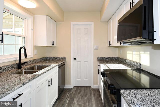 717 BRANDON CIR, Waldorf, MD 20602