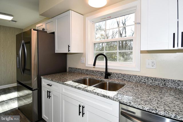 717 BRANDON CIR, Waldorf, MD 20602