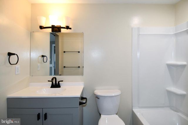 717 BRANDON CIR, Waldorf, MD 20602