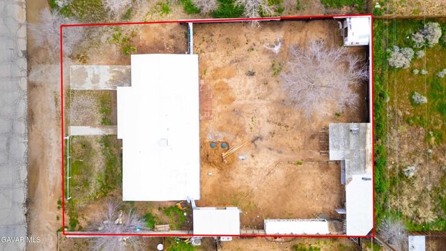 8232 Dogwood Avenue, California City, CA 93505