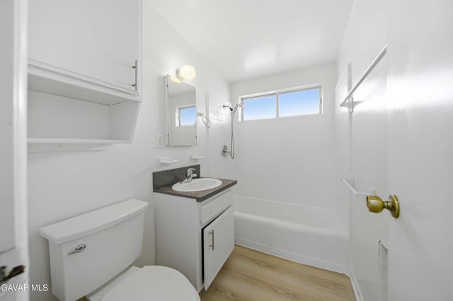 8232 Dogwood Avenue, California City, CA 93505