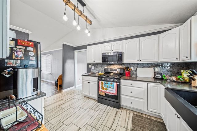 7527 Tamkrist Trail, Conneaut, OH 44030