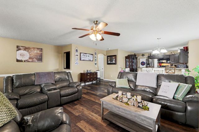 4422 S Chase, Wichita, KS 67217