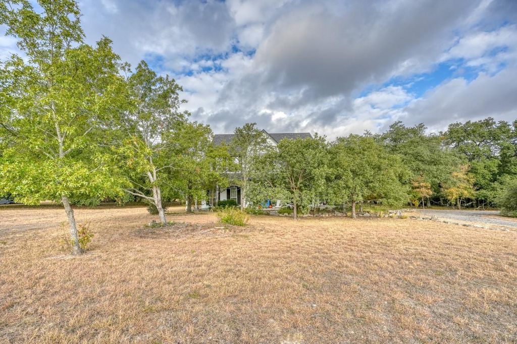305A County Road 103, Lampasas, TX 76550