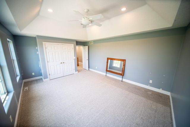 8229 10th Street SW, Byron, MN 55920