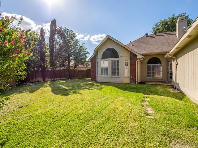 7004 Sample Drive, The Colony, TX 75056