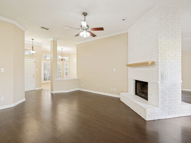 7004 Sample Drive, The Colony, TX 75056