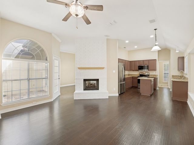 7004 Sample Drive, The Colony, TX 75056
