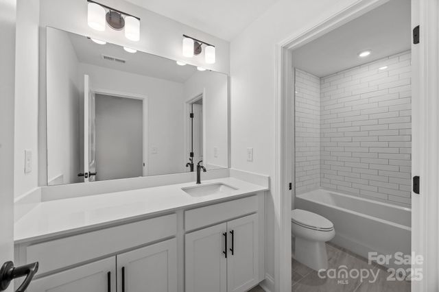 124 Canary Lane, Mooresville, NC 28115