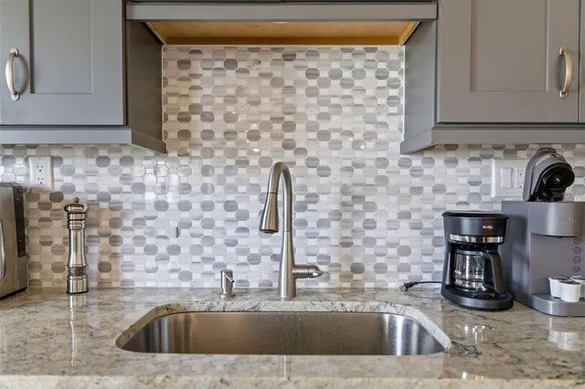 763 JOHN RINGLING BOULEVARD 22, Sarasota, FL 34236