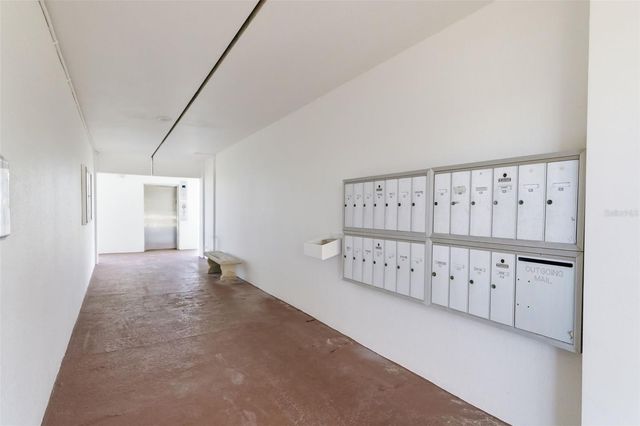 763 JOHN RINGLING BOULEVARD 22, Sarasota, FL 34236