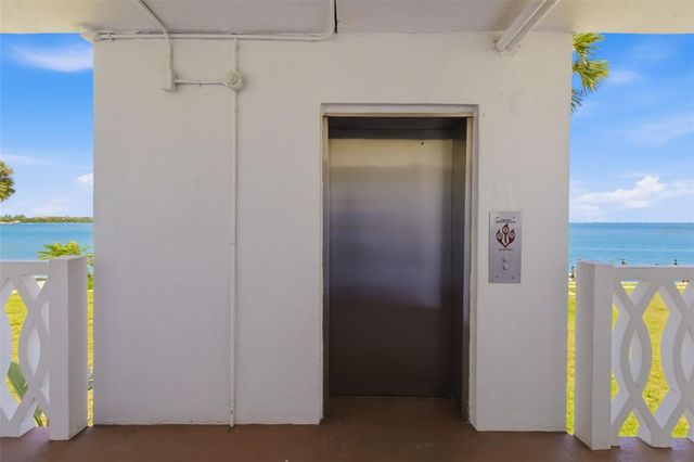 763 JOHN RINGLING BOULEVARD 22, Sarasota, FL 34236