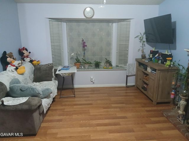 4111 Saddleback Road, Palmdale, CA 93552