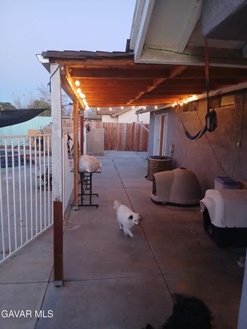 4111 Saddleback Road, Palmdale, CA 93552