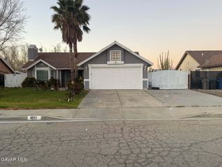 4111 Saddleback Road, Palmdale, CA 93552