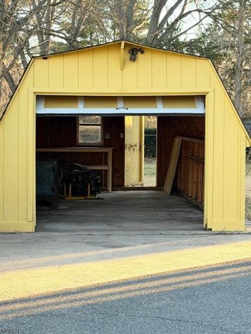 1880 AMWELL ROAD, Franklin Twp., NJ 08873