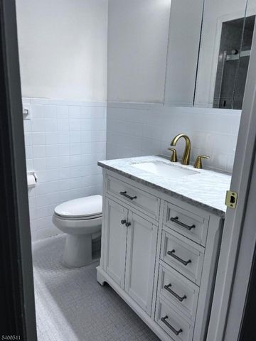 1880 AMWELL ROAD, Franklin Twp., NJ 08873