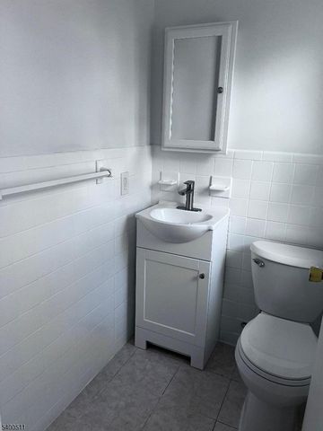 1880 AMWELL ROAD, Franklin Twp., NJ 08873