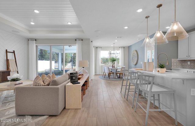 908 ROOSTER HOLLOW Way, Middleburg, FL 32068