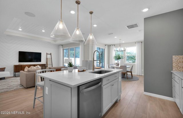 908 ROOSTER HOLLOW Way, Middleburg, FL 32068