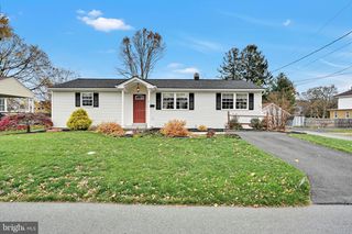 5 SOUTH AVE, Landisville, PA 17538
