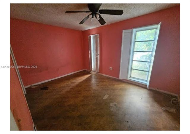 750 N Douglas Rd, Pembroke Pines, FL 33024