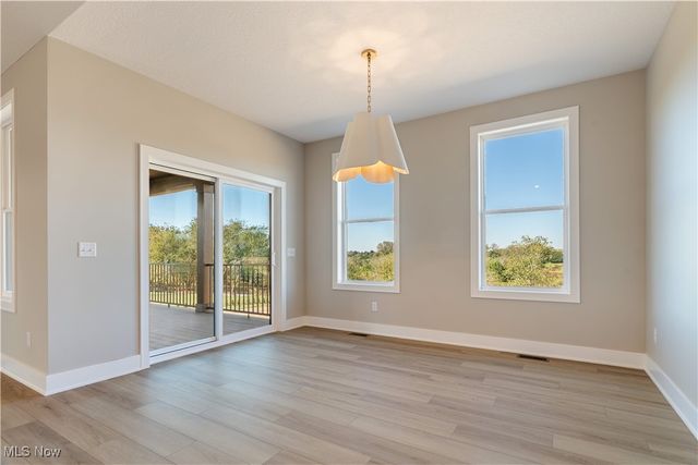 525 Gentlebrook Boulevard SW, Hartville, OH 44632