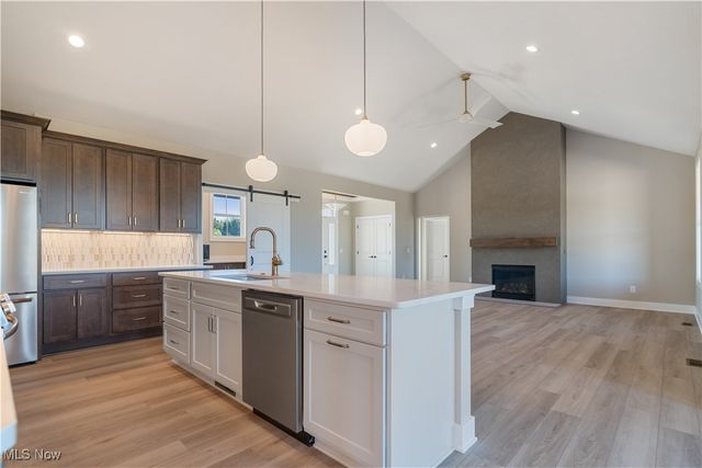 525 Gentlebrook Boulevard SW, Hartville, OH 44632